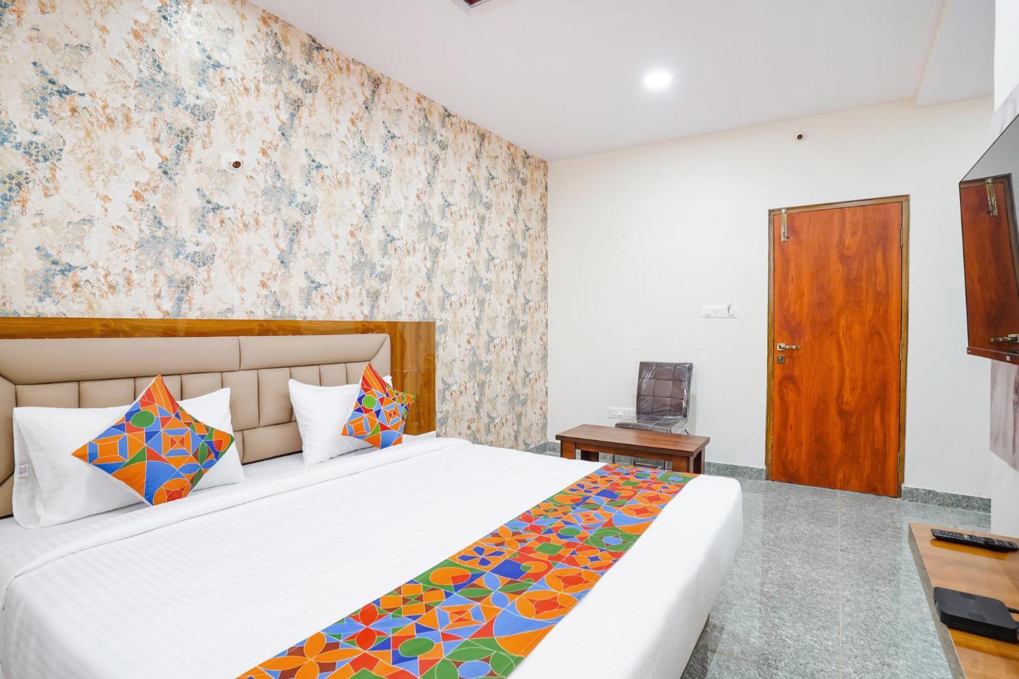 Fabhotel Platinum Palace - Nr Magadi Main Road Бангалор Экстерьер фото