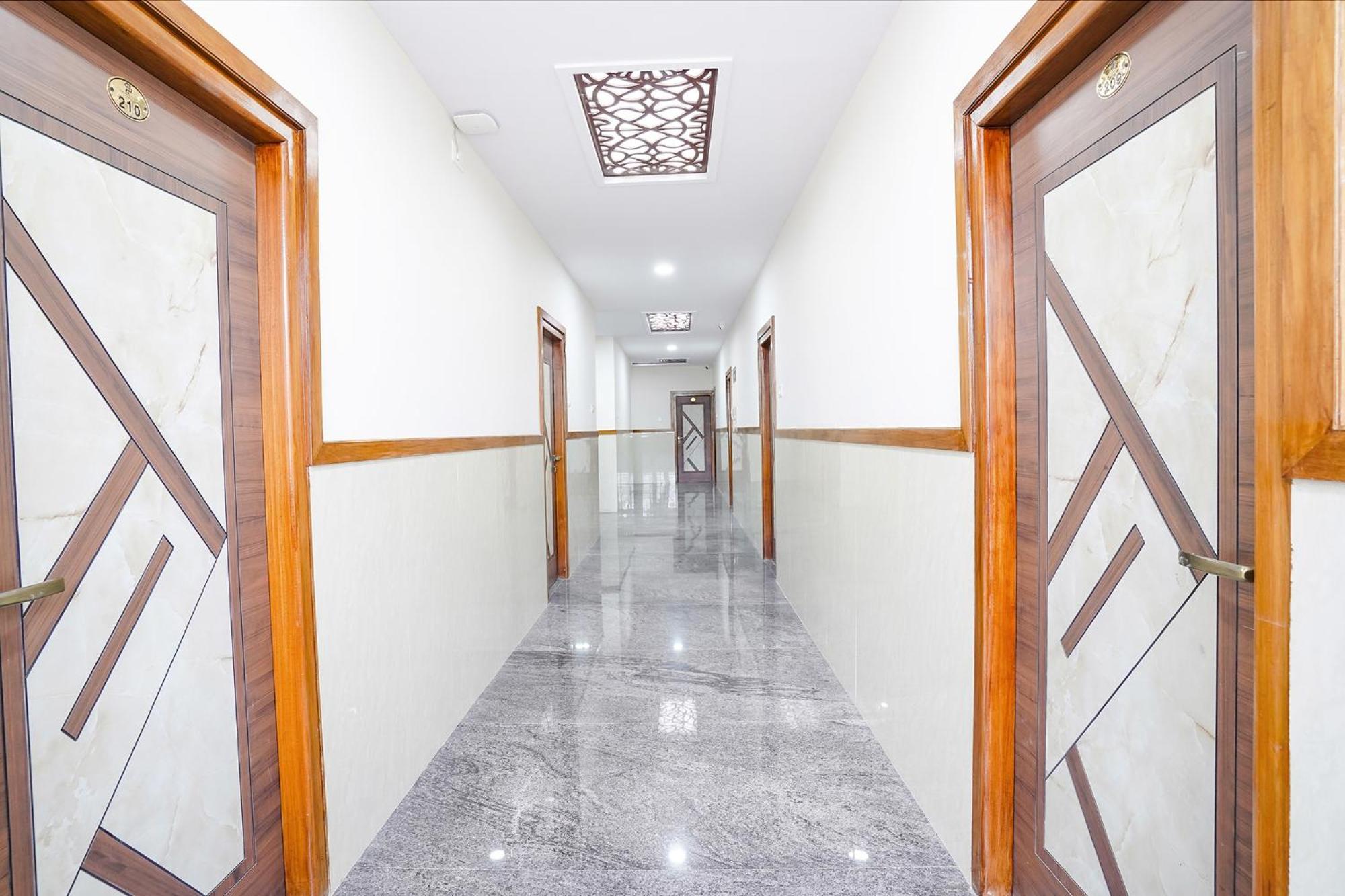 Fabhotel Platinum Palace - Nr Magadi Main Road Бангалор Экстерьер фото